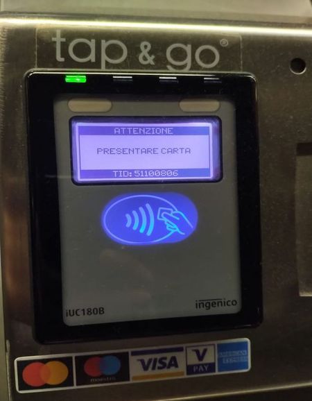 Eerste bussen in Rome uitgerust met Tap & Go-systeem atac_tap_go_bussen (4)