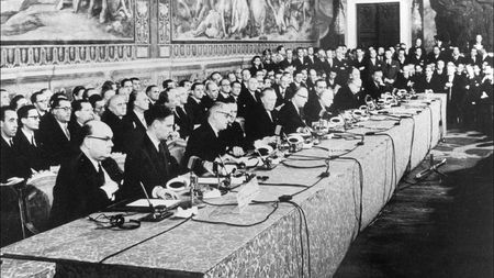 Italianen voelen zich in de steek gelaten maar sluiten de rangen Europa (2)