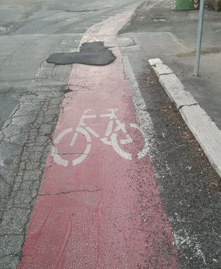 Steeds minder Romeinen maken gebruik van openbaar vervoer fietspaden (4)