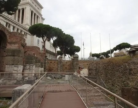 forum-caesar (4)