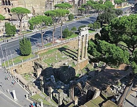 forum-caesar (6)