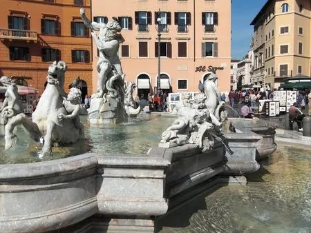 Onderhoudswerken aan fonteinen op Piazza Navona zijn klaar fontana_nettuno