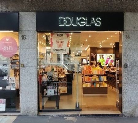 douglas (7)