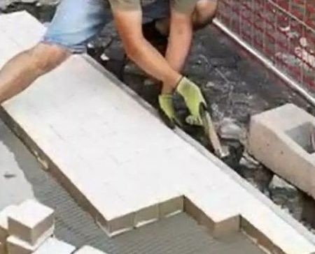 Rome experimenteert met keramisch zebrapad in Via Giulia zebrapad_saxagres (2)