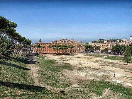 Stadsbestuur van Rome gaat op zoek naar gulle miljardairs circomassimo