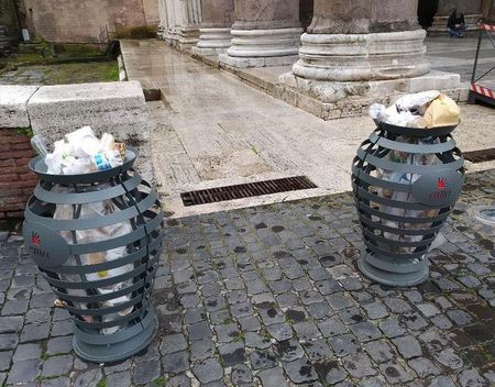 Rome introduceert nieuwe vuilnisbakken in stadscentrum vuilnis (3)