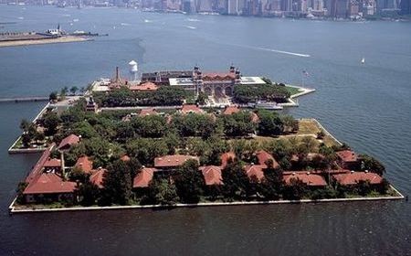 Amerikaanse presidentsvrouw Jill Biden heeft Italiaanse roots ellis_island (1)