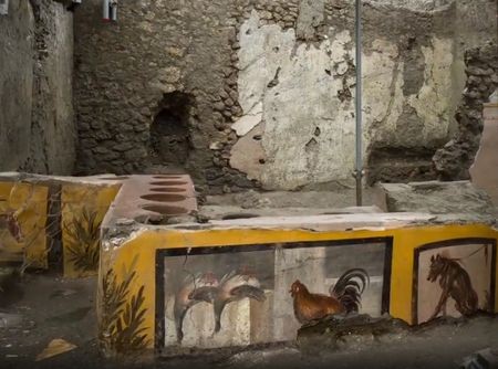 Het mooiste thermopolium van Pompeii opent begin april voor het publiek thermopolium_pompeii (1)