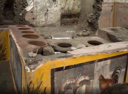 Het mooiste thermopolium van Pompeii opent begin april voor het publiek thermopolium_pompeii (2)
