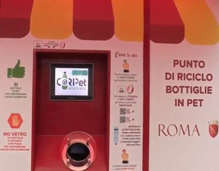 Plastic flessen leveren krediet op, nu ook op de Romeinse markten metroplastic(7)