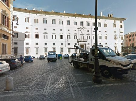 piazzaborghese2