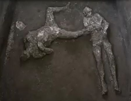 Nieuwe slachtoffers van de vulkaanramp uit 79 ontdekt in Pompeii pompeii_skeletten (1)