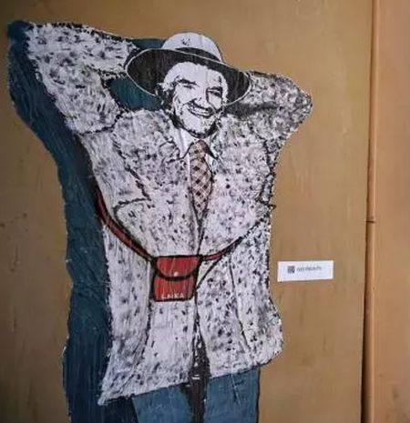 Zes streetart-kunstenaars brengen hulde aan Gigi Proietti proietti_laika