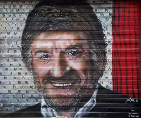 Zes streetart-kunstenaars brengen hulde aan Gigi Proietti proietti_merulana