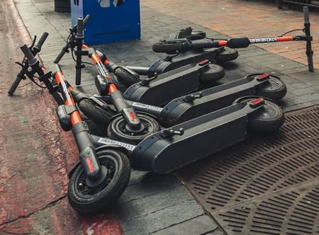 Rome wil niet langer dat elektrische deelsteps zomaar overal worden achtergelaten esteps(5)