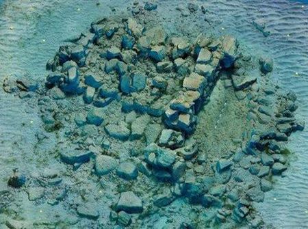 Restanten Romeinse haven ontdekt in Kreta kreta3