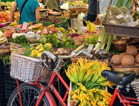 Voedingsmarkten in Rome mogen langer openblijven markt2