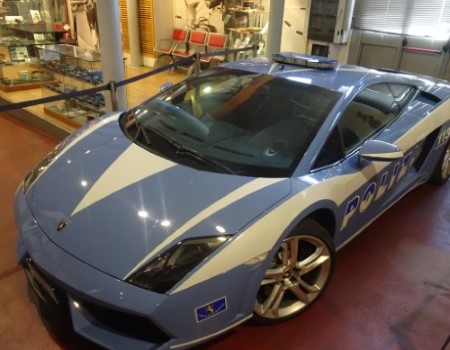 Een museum gevuld met politiewagens Polizia (3)