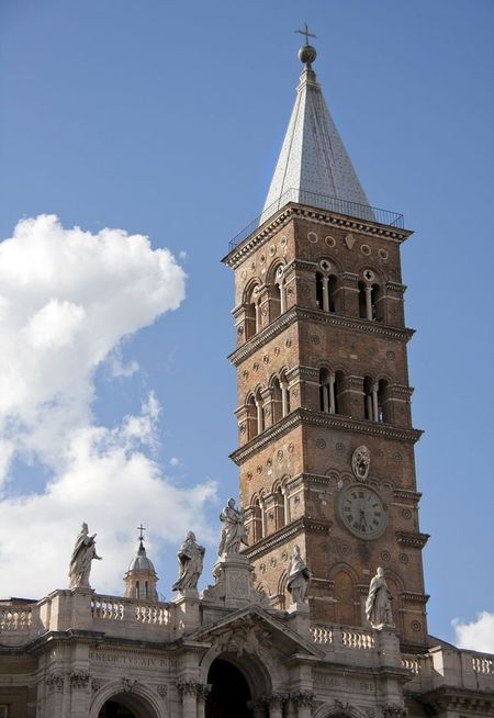 Romaanse klokkentorens in Rome Santa Maria Maggiore