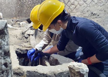 Slavenkamer ontdekt bij Civita Giuliana in Pompeï slavenkamer pompeii (9)