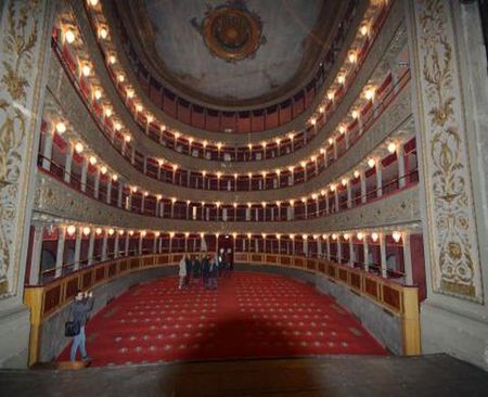 Herontwikkeling van het historische Teatro Valle in Rome voorgesteld teatro_valle (1)