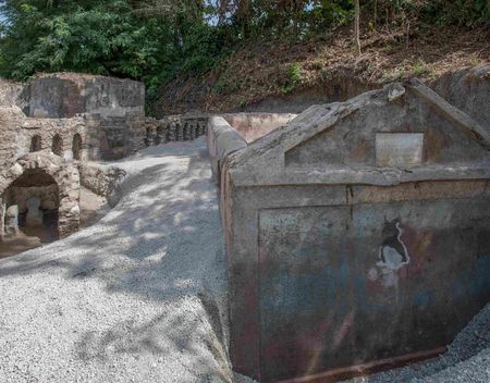 Monumentaal graf ontdekt in Pompei tombepom(12)
